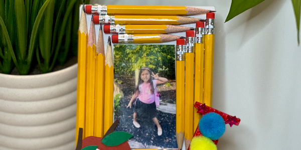 BACK TO SCHOOL PICTURE FRAME
