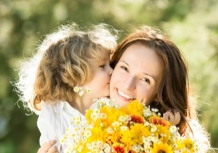 celebrating-mom