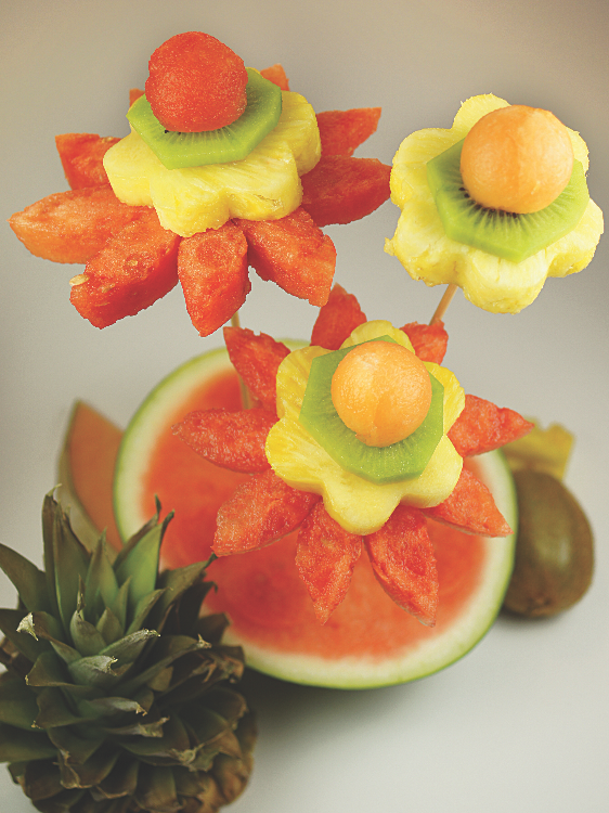MOTHER’S DAY FRUIT BOUQUET