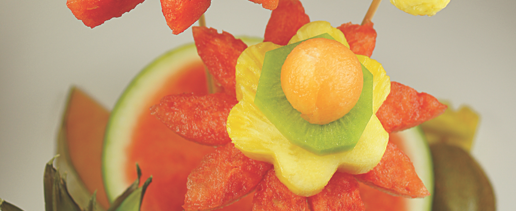 MOTHER’S DAY FRUIT BOUQUET